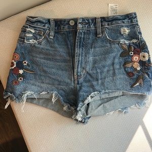 Abercrombie & Fitch embroidered jean shorts